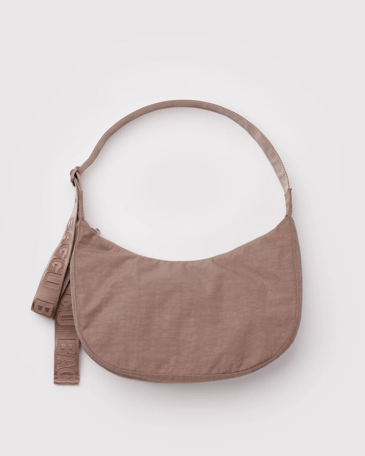 BAGGU - Medium Nylon Crescent Bag in Toasted Almond