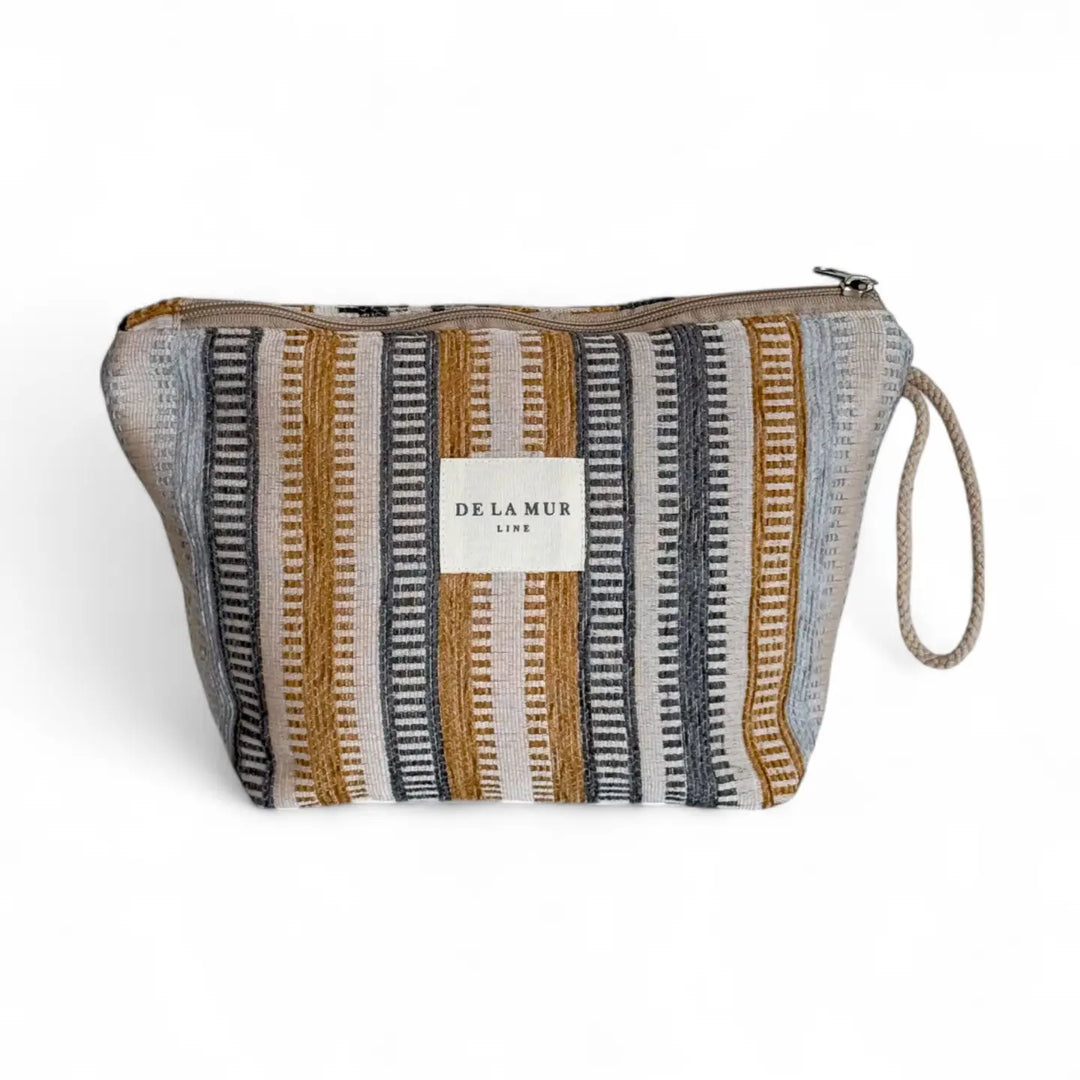 De La Mur Lines - Large Makeup Bag in Tron