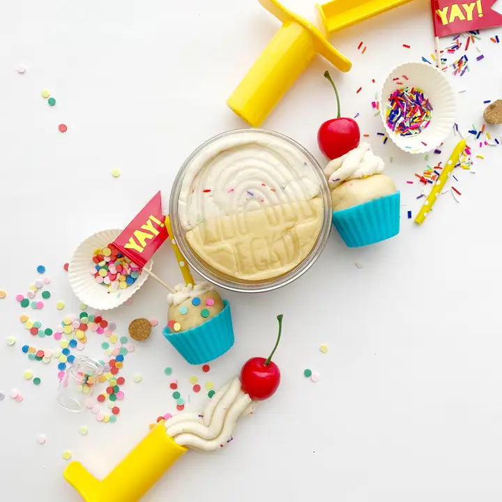 Earth Grown KidDoughs - Kid Dough Play Kit in Cupcake