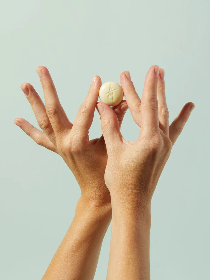 Kate Mcleod – Breathe Pebble Bath & Shower Oil