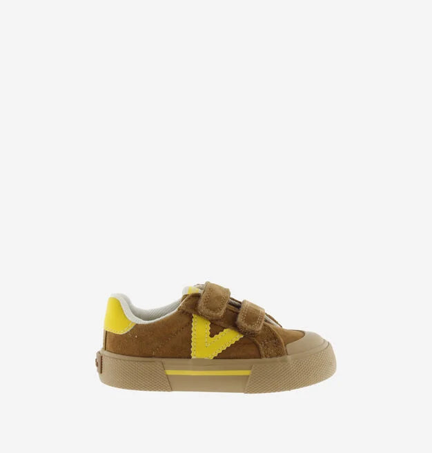 Victoria – Tribu Wide Fit Split Leather & Contrast Kids Sneakers in Brown / Yellow