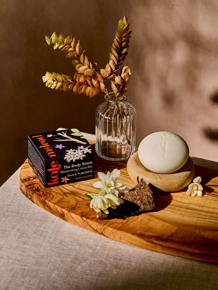 Kate Mcleod – Oud & Tuberose Stone Solid Lotion Bar