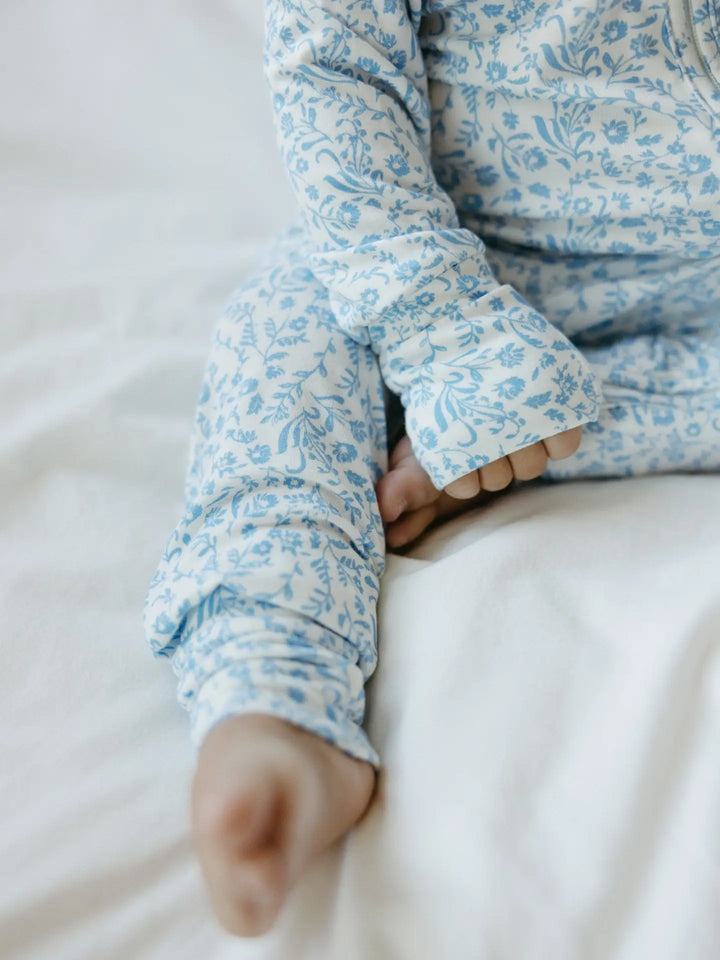 Honeycomb Goods - Zip Footie Pajamas in Swedish Floral