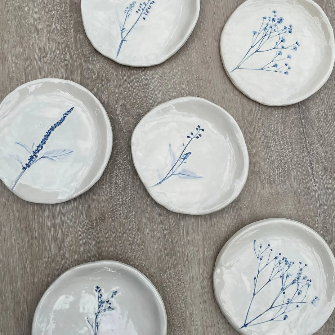 Villa Lua - Hand Painted Floral Spoon Rest in Blue