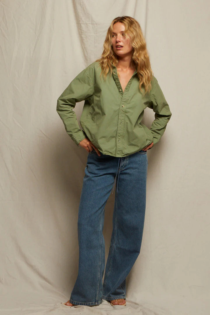 Perfect White Tee – James Cotton Poplin Button Down in Aloe