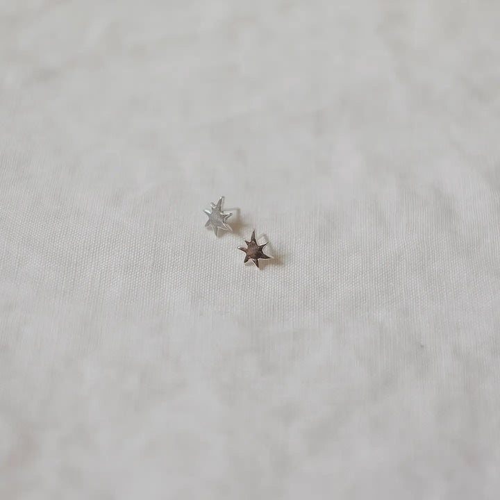 Sarah Safavi Jewelry – Sunburst Earrings in Sterling Silver