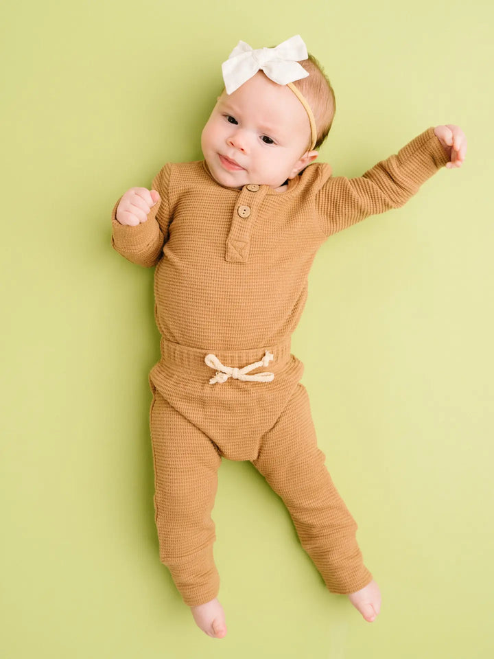 Little One Shop – Cozy Waffle Set in Toasted Almond