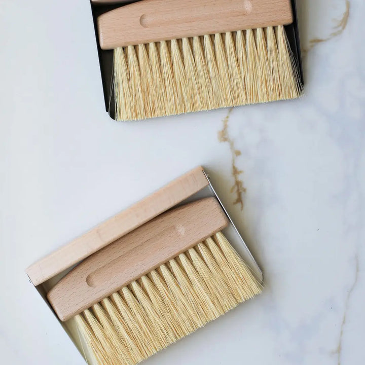 Fodory - Mini Broom and Dustpan Set