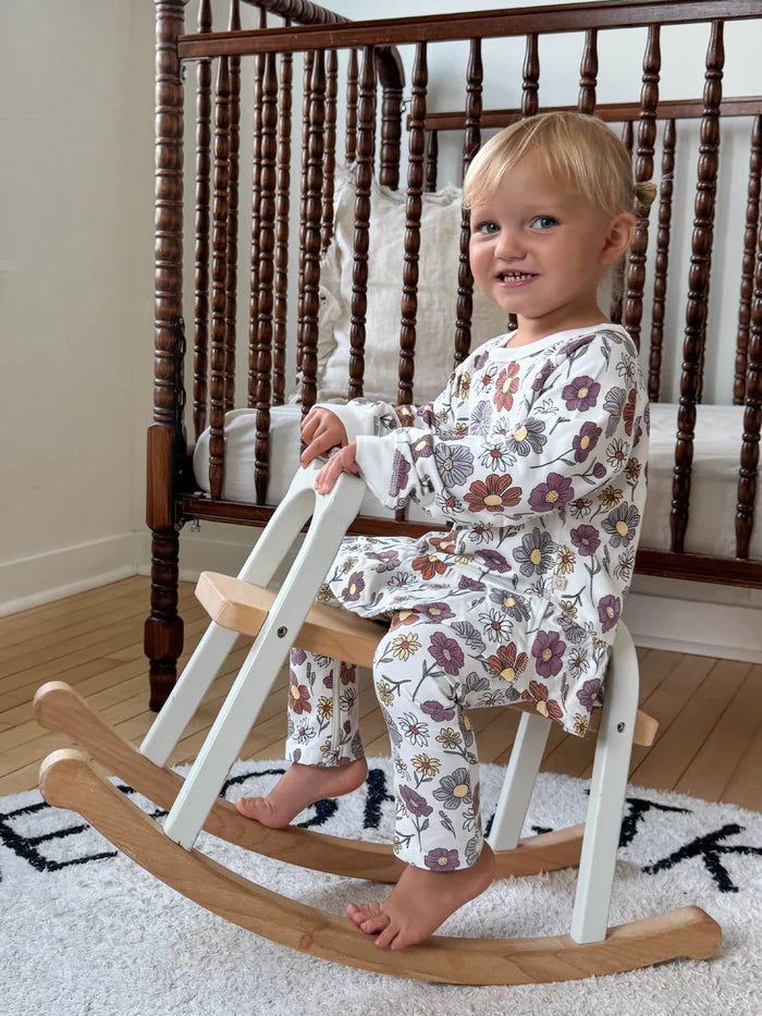 Gunamuna – Ruffled Sweatshirt + Pants Set in Bouquet