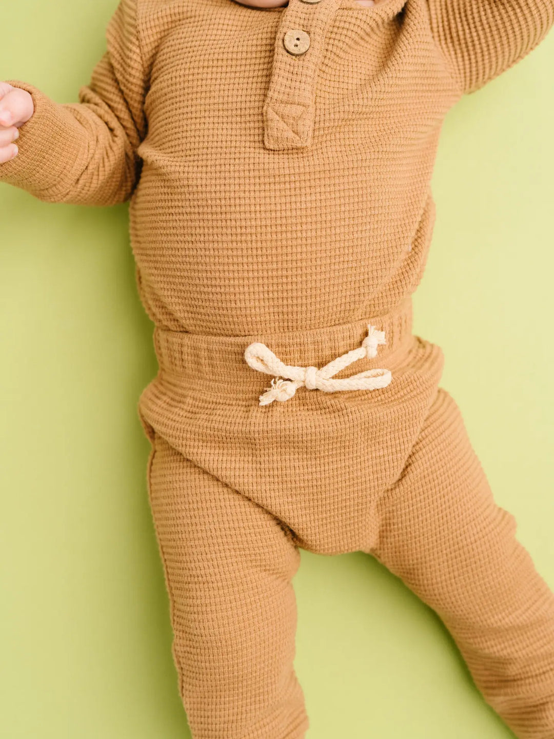 Little One Shop – Cozy Waffle Set in Toasted Almond