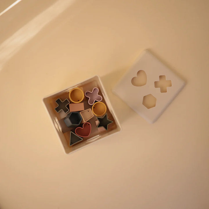 Mushie – Shape Sorting Box