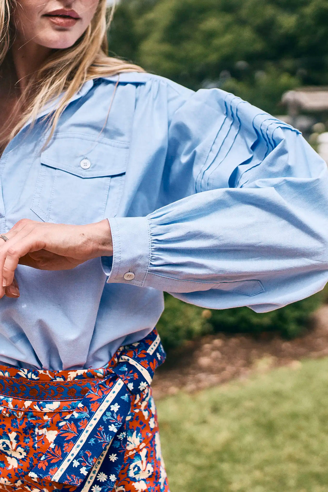 Hunter Bell – Evangeline Top in Oxford Blue