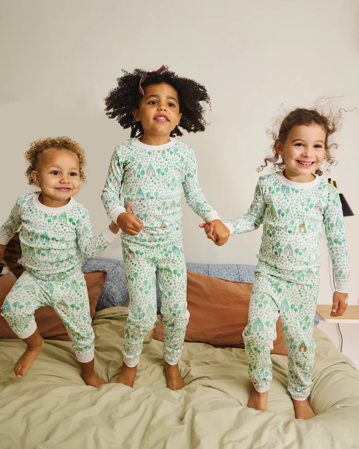 Lewis – Pajama Set in Emerald Gingerbread