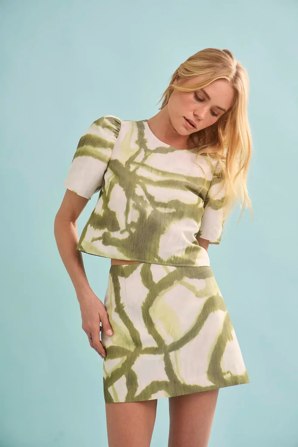 Hunter Bell – Britt Mini Skirt in Seabreeze Ikat Green