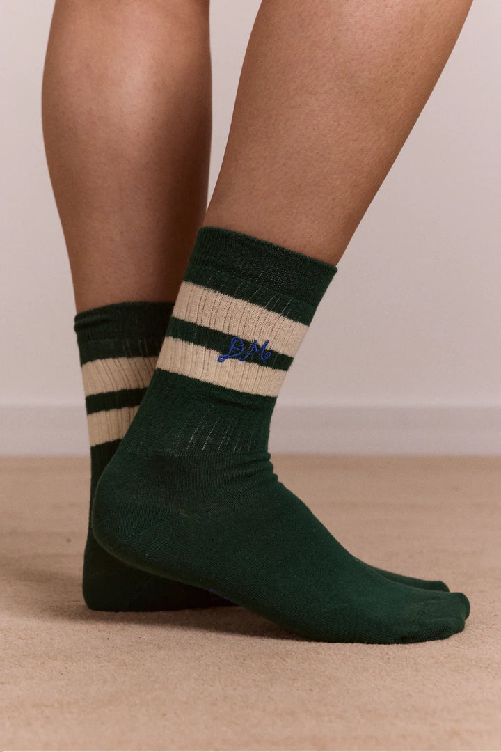 Damson Madder – Sporty Calf Length Socks in Green and Cream