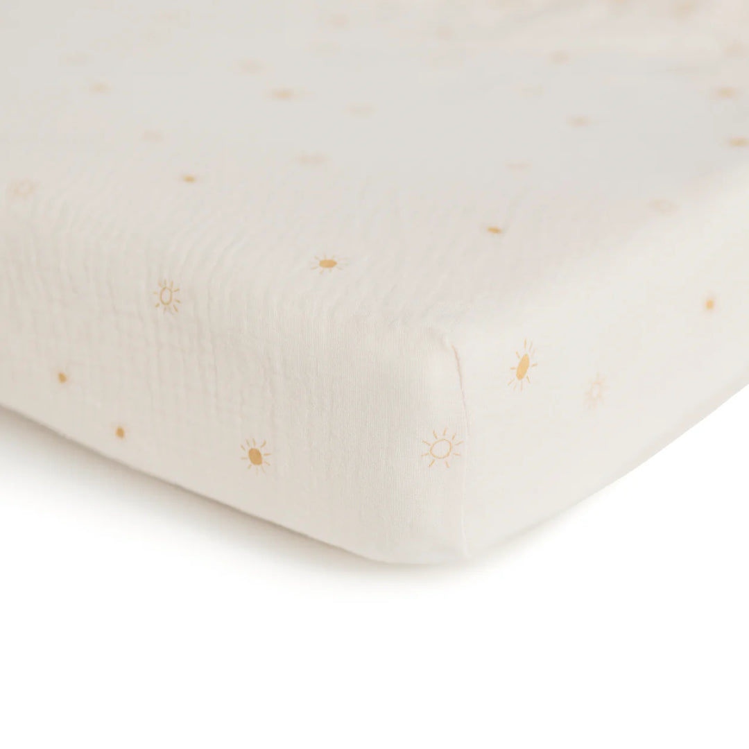 Mushie - Extra Soft Muslin Crib Sheet in Sun