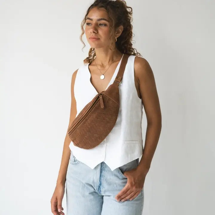 MANDRN - Woven Atlas Fanny Pack in Light Saddle