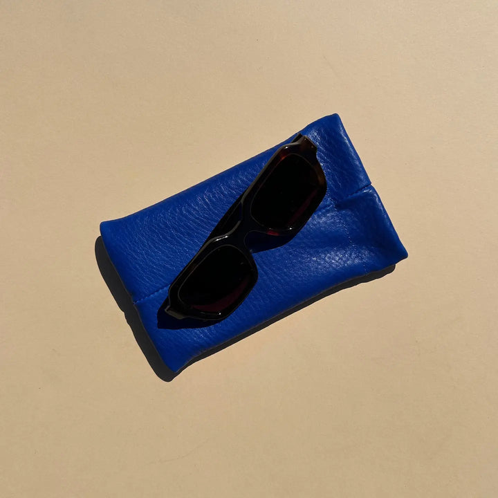 Primecut – Sunglasses Case in Lapis Leather