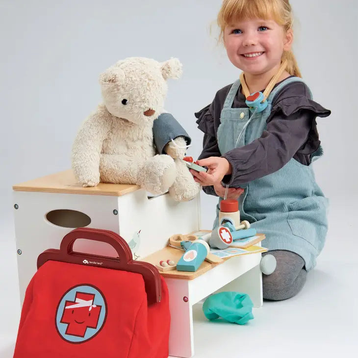Tender Leaf Toys – Doctor's Bag