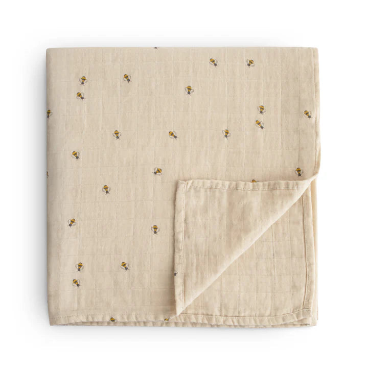 Mushie – Organic Cotton Muslin Swaddle Blanket in Bees