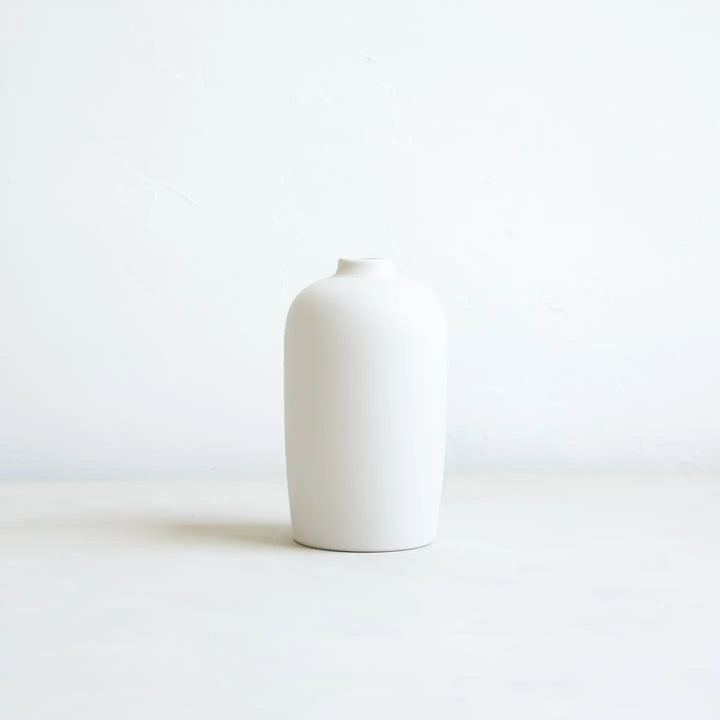 Floral Society – Ceramic Blossom Vase in Matte White