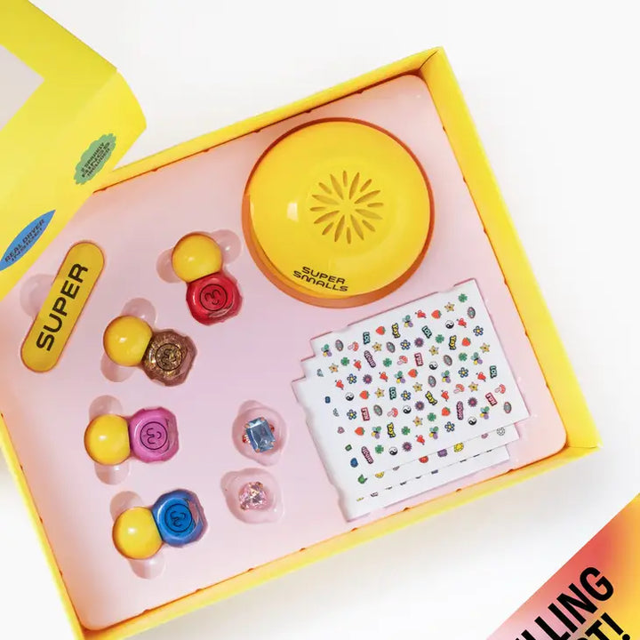Super Smalls – Self Care Nail Kit