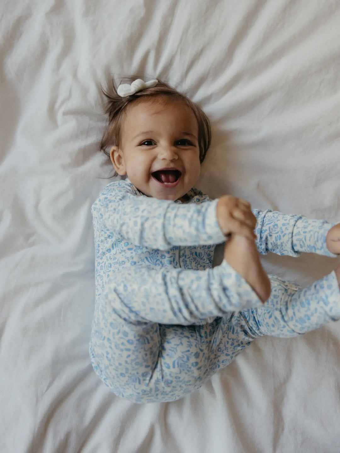 Honeycomb Goods - Zip Footie Pajamas in Swedish Floral