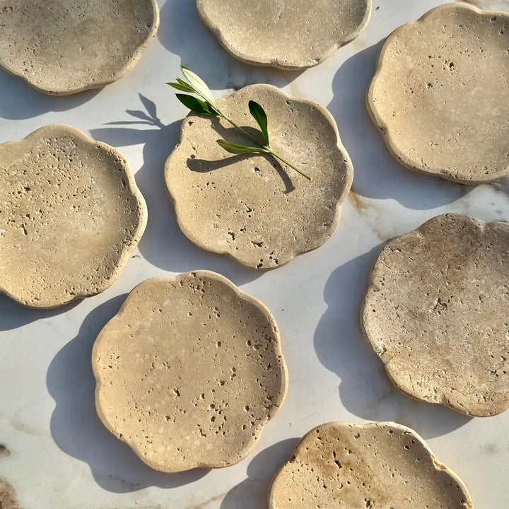 Villa Lua - Belle Travertine Tray in Beige