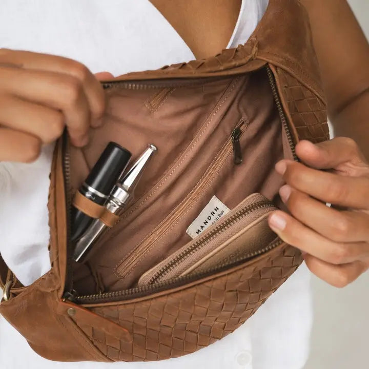 MANDRN - Woven Atlas Fanny Pack in Light Saddle