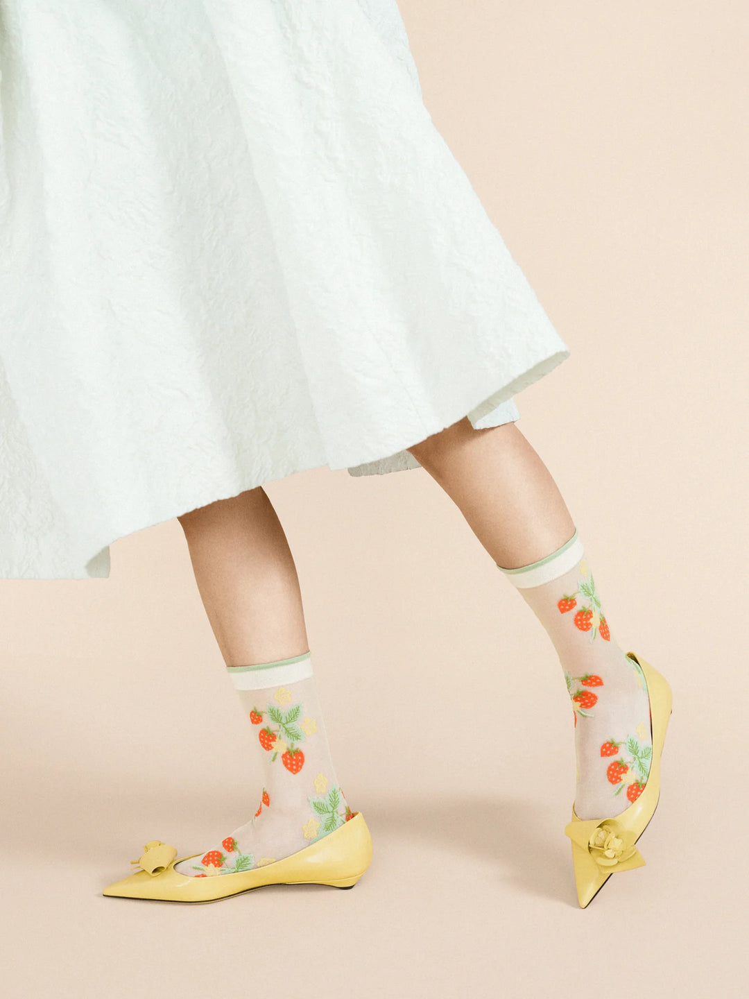 Hansel from Basel –Wild Strawberry Sheer Crew