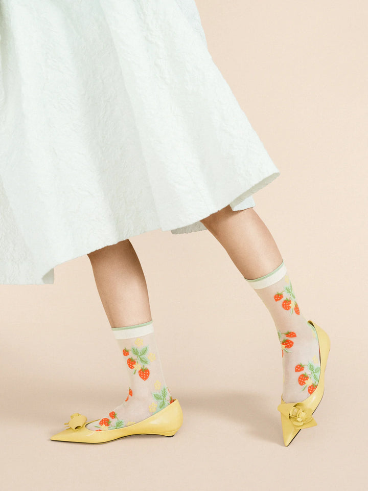 Hansel from Basel –Wild Strawberry Sheer Crew