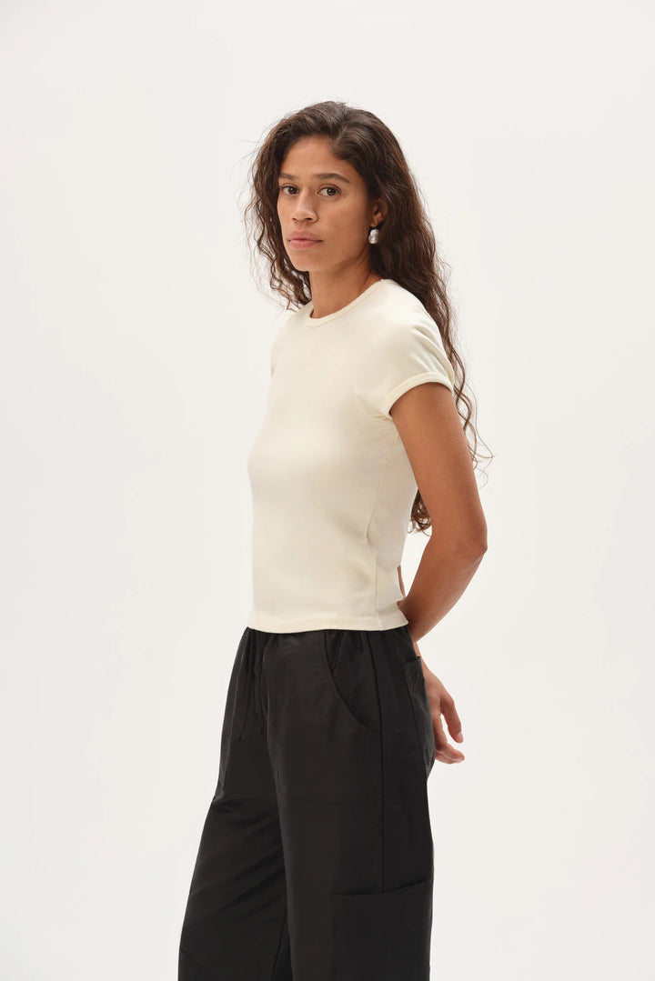 Donni – Baby Rib Tee in Creme
