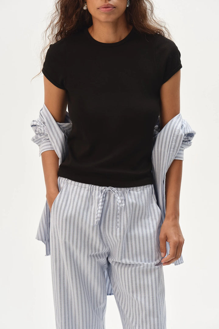 Donni – Baby Rib Tee in Black