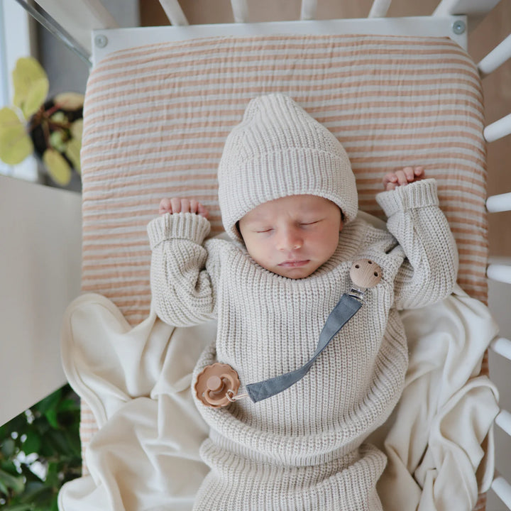 Mushie - Extra Soft Muslin Crib Sheet in Natural Stripe